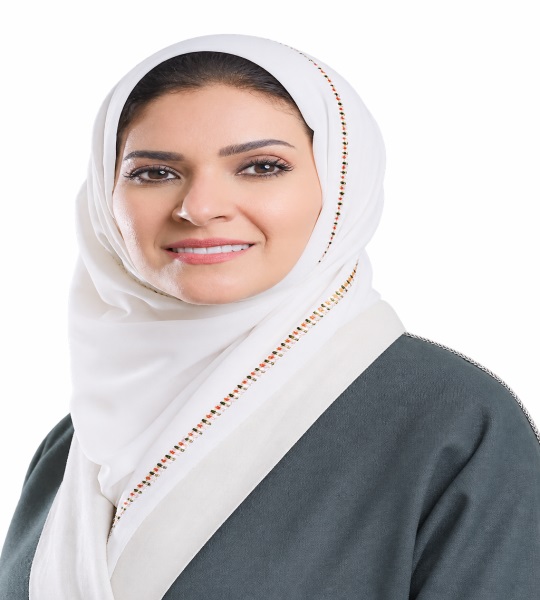د.ندى العولقي 